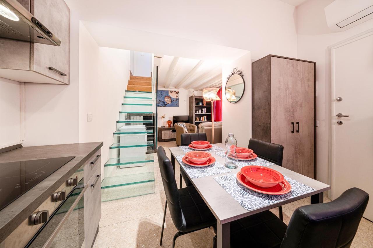 Centrale Appartamento Per 4 Persone Venice Exterior photo